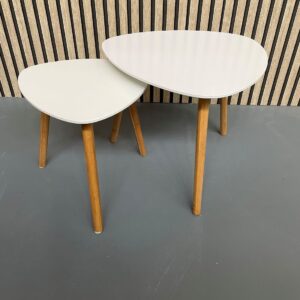 Set van 2 bijzettafeltjes