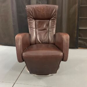 Relaxfauteuil op ronde draaivoet