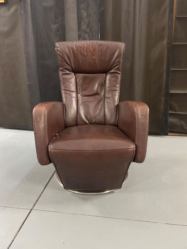 Relaxfauteuil op ronde draaivoet