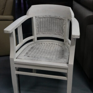 Houten armstoel