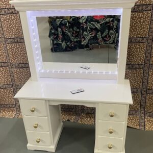 Meidenkaptafel/ -bureau
