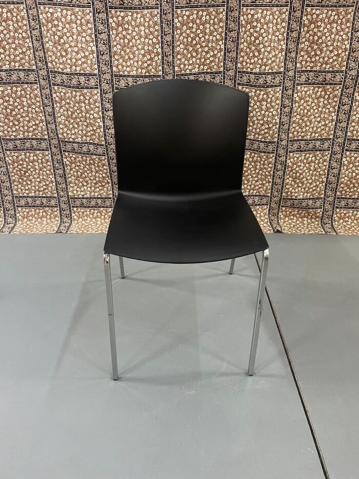 86 PVC stoel1